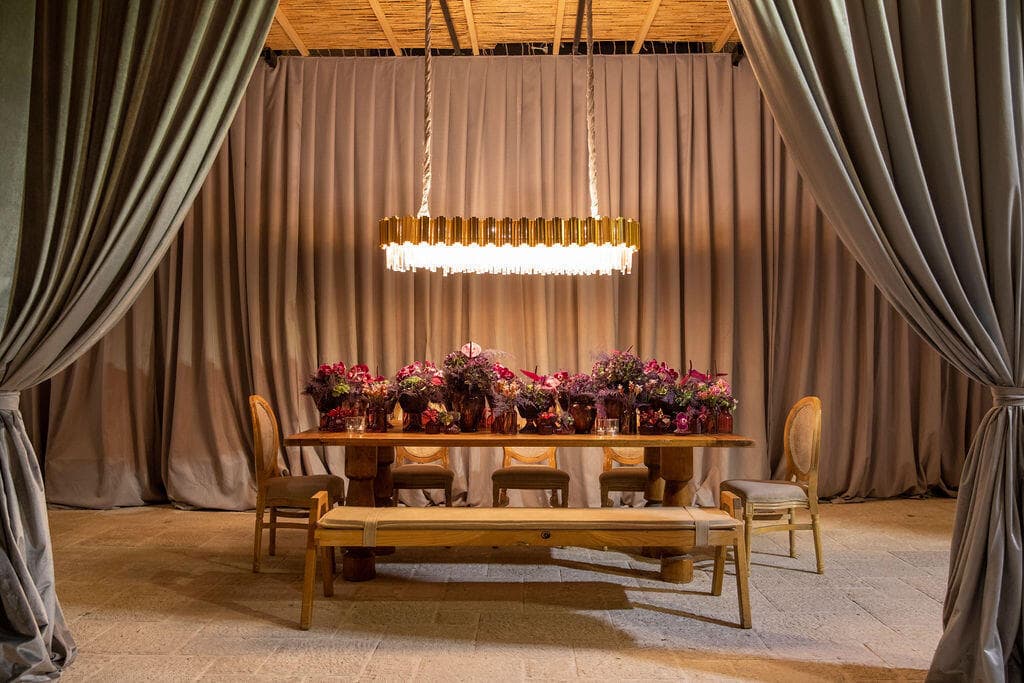 סוכה ענקית במלון תיאטרון ירושלים