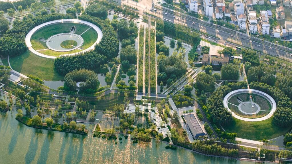 The Huaiyang Fuxi Cultural Park Henan, China, דוגמה לפרויקט "עיר ספוג" (צילום באדיבות Turenscape) The Huaiyang Fuxi Cultural Park Henan, China, ערי ספוג