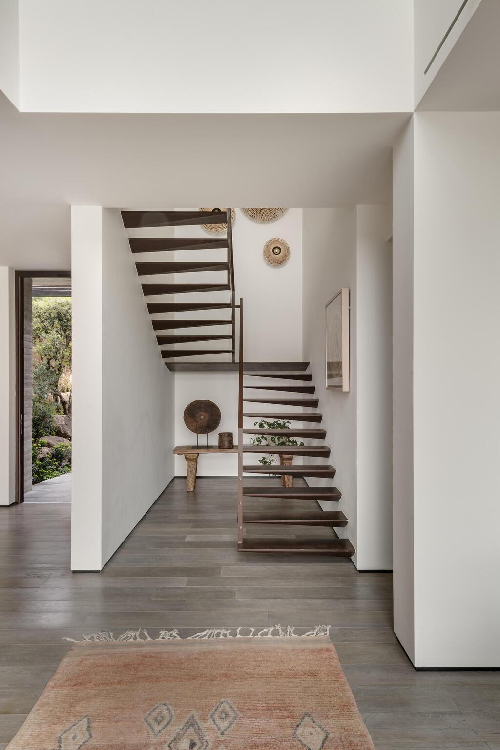 בית פרטי משקיף על הכנרת, עיצוב: אירה שריג