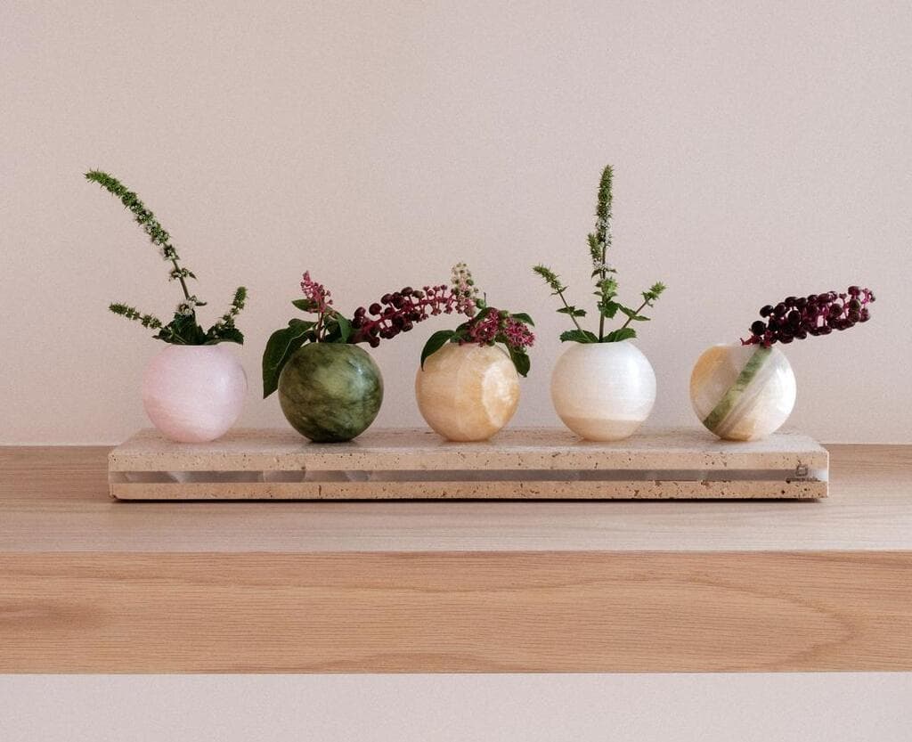 פריטים בעיצוב דבורה אלפסי וליזה מימוני