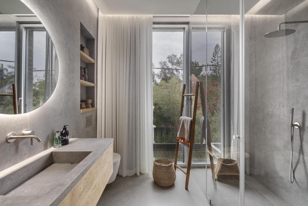 בית פרטי משקיף על הכנרת, עיצוב: אירה שריג