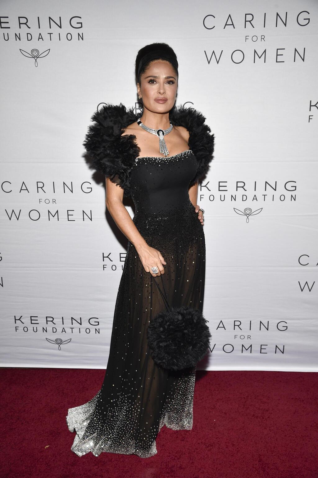 סלמה הייק באירוע של תאגיד היוקרה קרינג, 2022