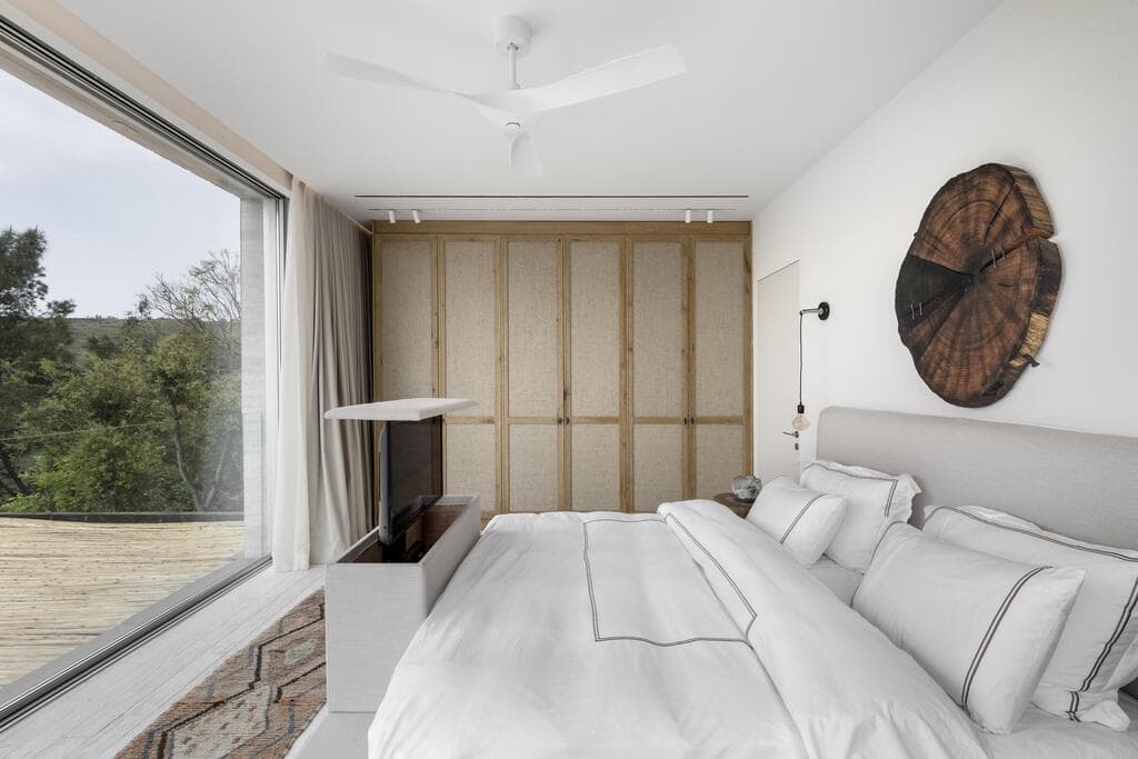 בית פרטי משקיף על הכנרת, עיצוב: אירה שריג