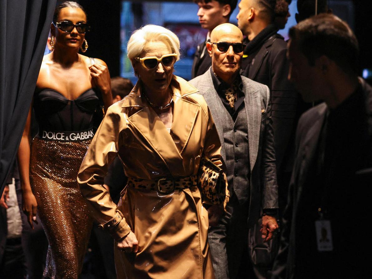 מריל סטריפ וסטנלי טוצ'י בתצוגת אביב-קיץ 2026 של דולצ'ה אנד גבאנה במילאנו