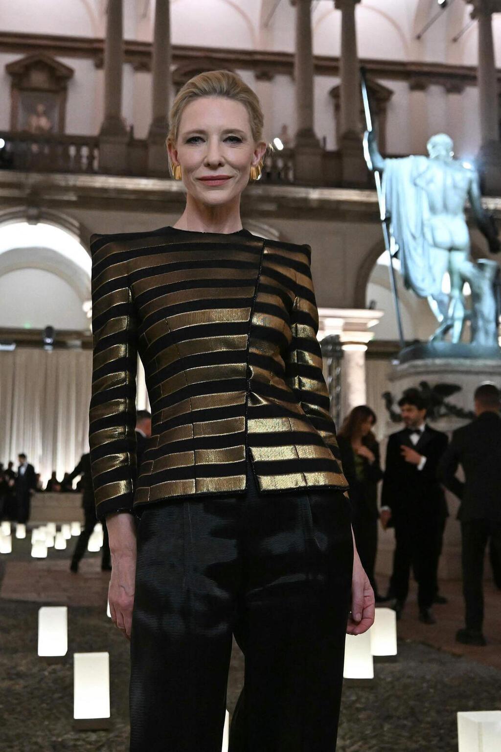 קייט בלאנשט בתצוגת אביב-קיץ 2026 של ג'ורג'יו ארמאני