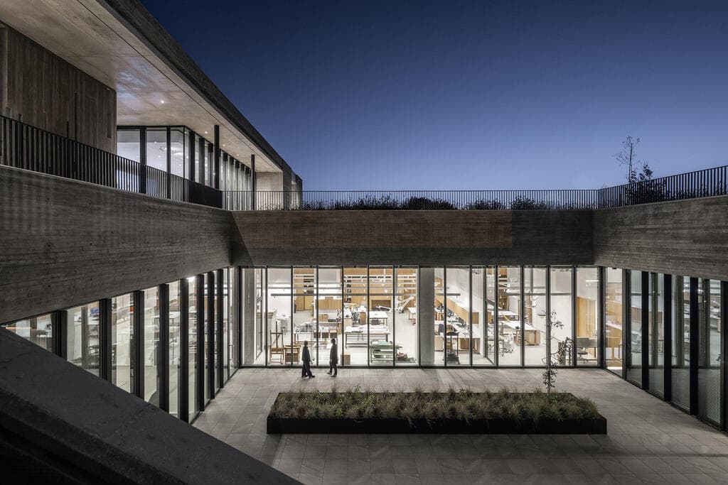 משכן האוספים ביד ושם, ירושלים