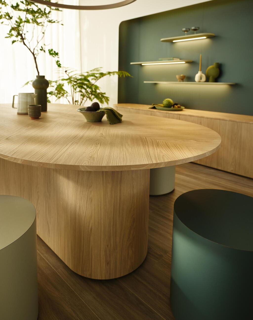 ירוק מעושן וגוני עץ חמים טרנדיים יותר ממטבחים לבנים סטריליים (צילום באדיבות Egger) אגר