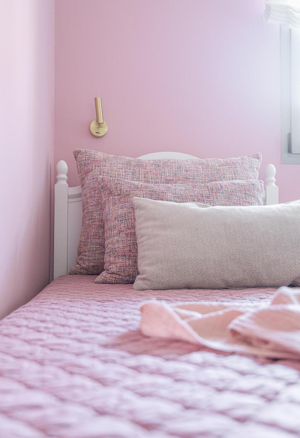 דירה ורודה בכפר סבא, עיצוב: הילה ברונשטיין