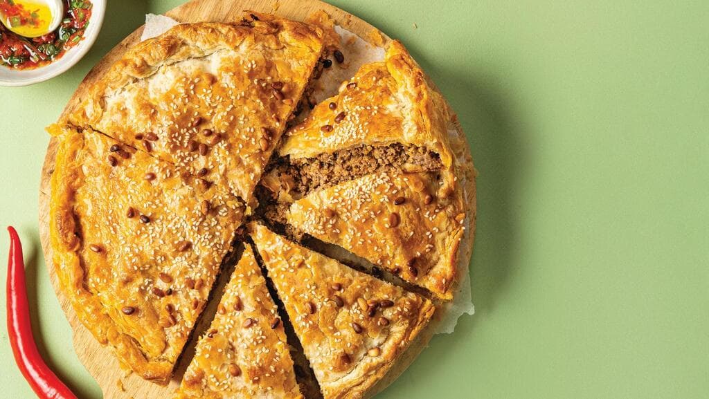 מאפה בצק עלים עם בשר