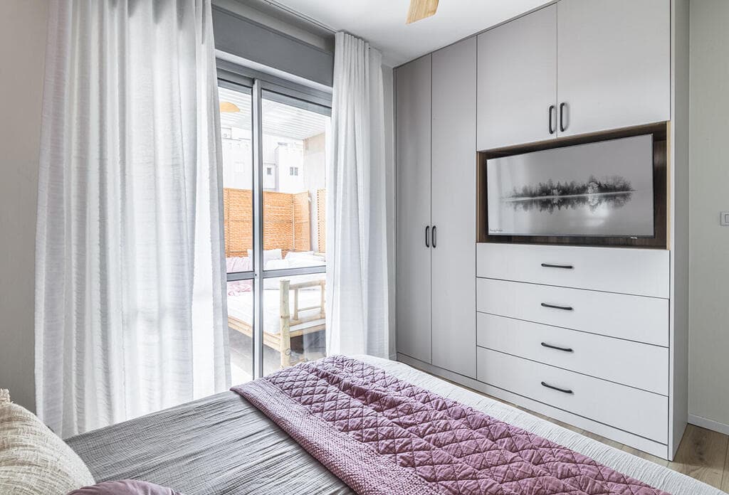 דירה ורודה בכפר סבא, עיצוב: הילה ברונשטיין