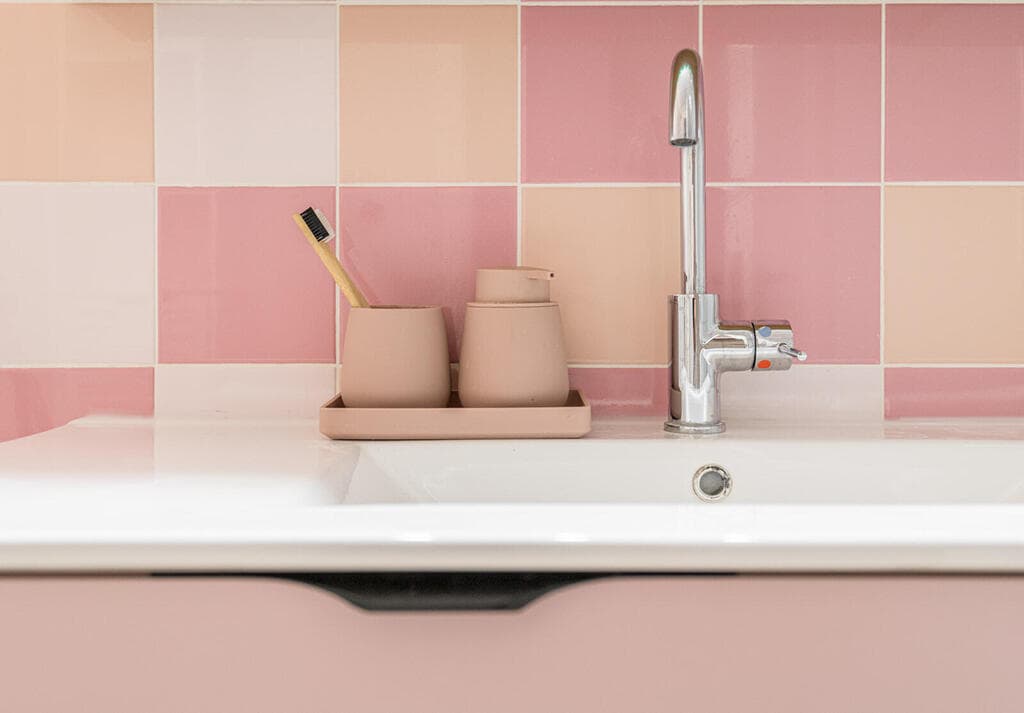 דירה ורודה בכפר סבא, עיצוב: הילה ברונשטיין