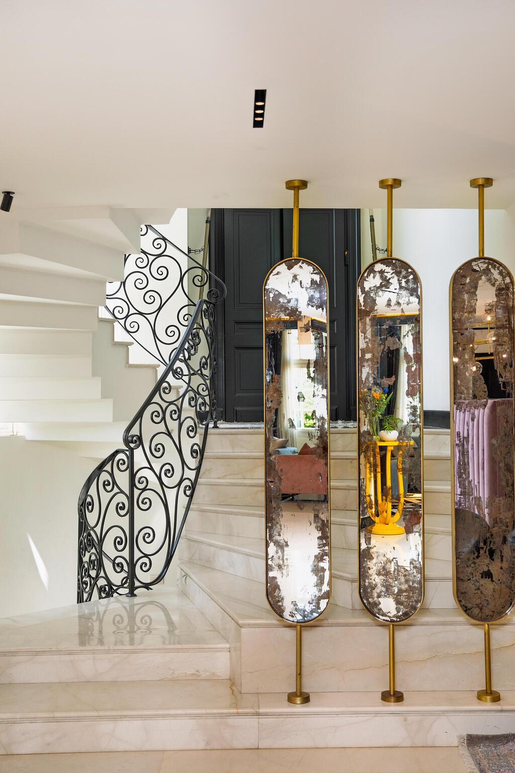 הבית של רוני אינסאז