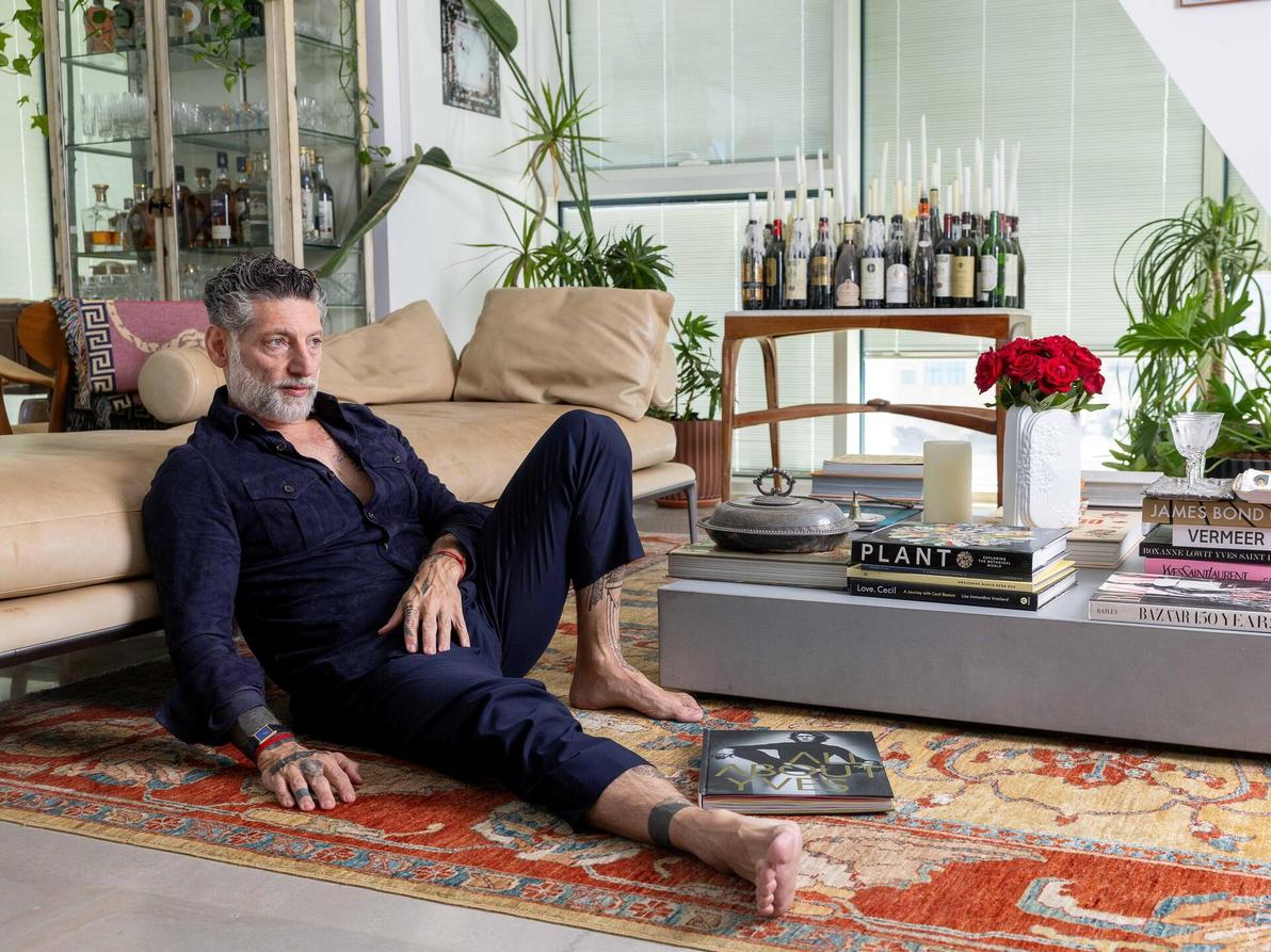 השף אסף גרניט בדירתו