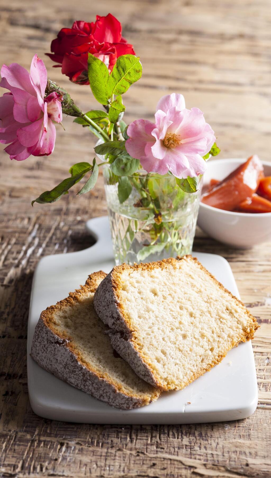 עוגת מיץ חבושים (צילום: דני לרנר, סגנון: פסי ברניצקי) עוגת מיץ חבושים