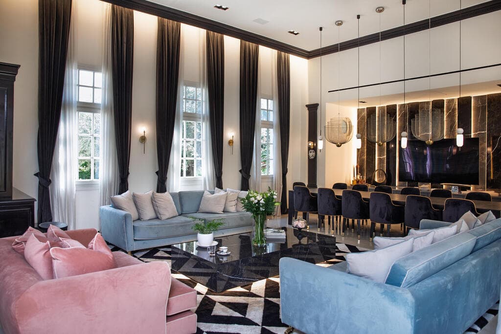 הבית של רוני אינסאז