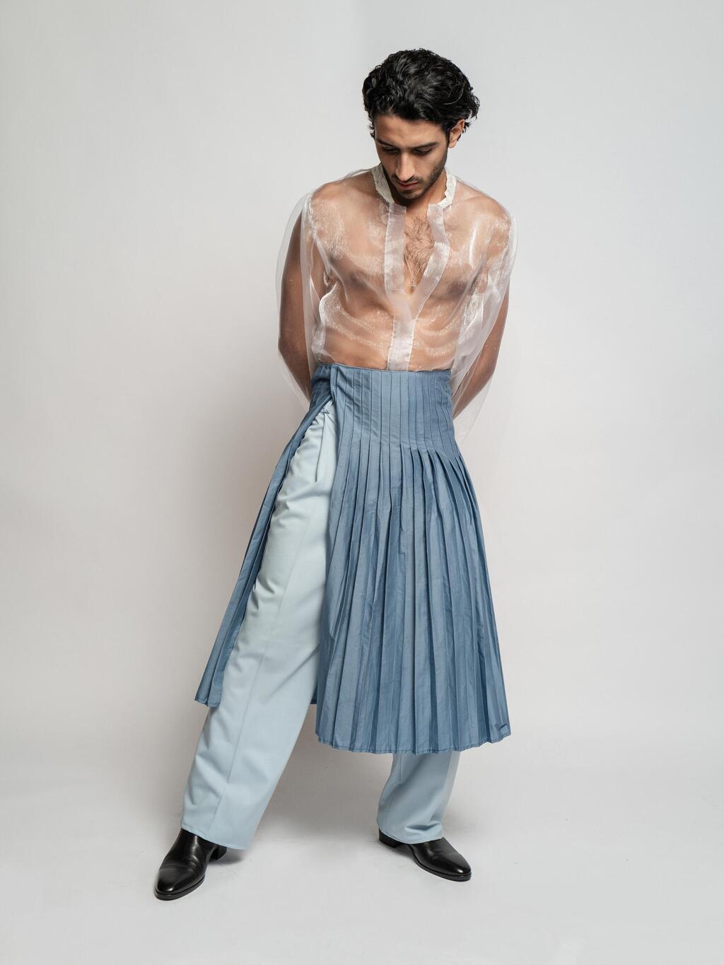 תמיר גרינברג בעיצוב של אנה אוסמולובסקי