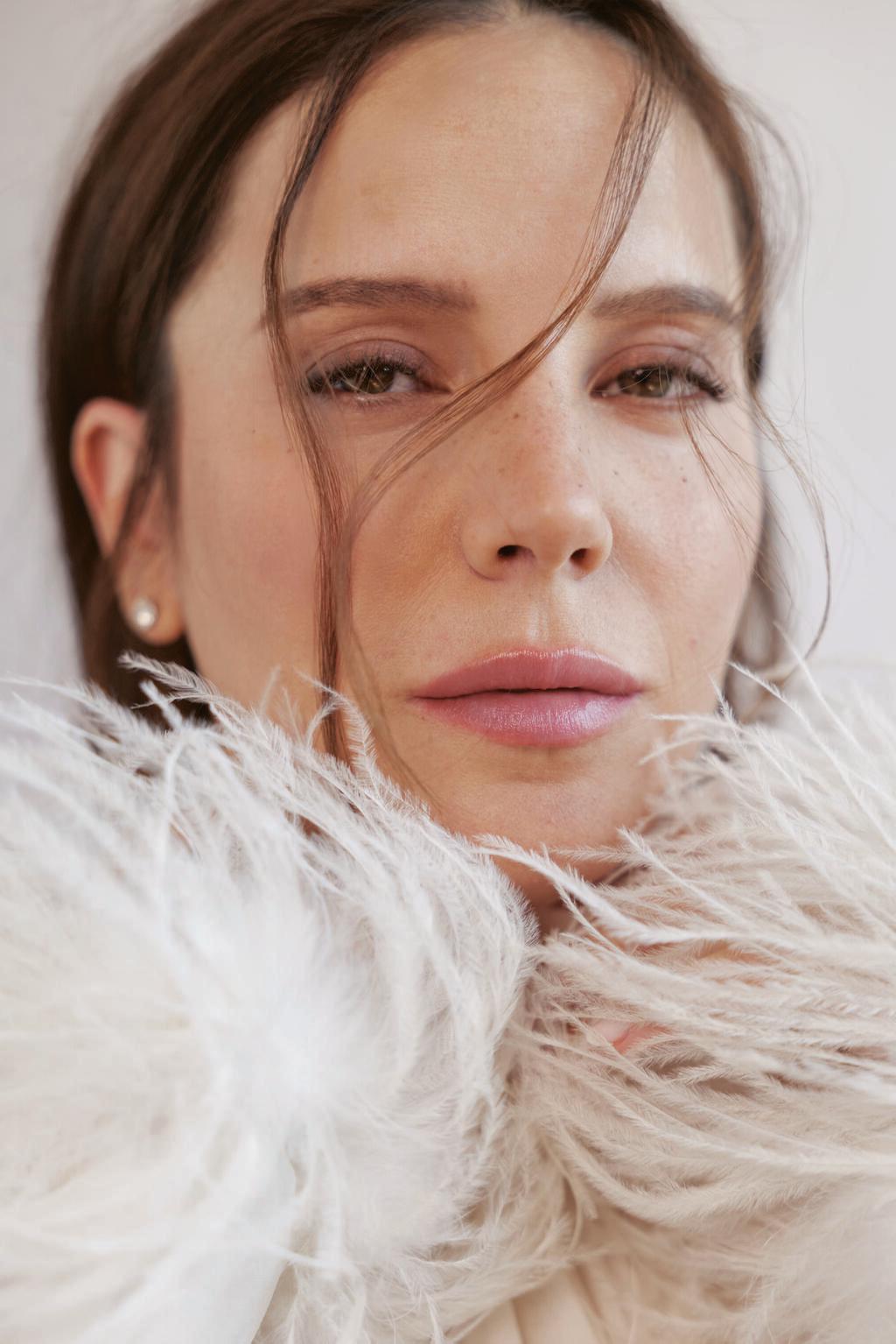 "לא שואלת למה חליתי" ( צילום: שי פרנקו, סגנון: מזל חסון) אלינור קופלר