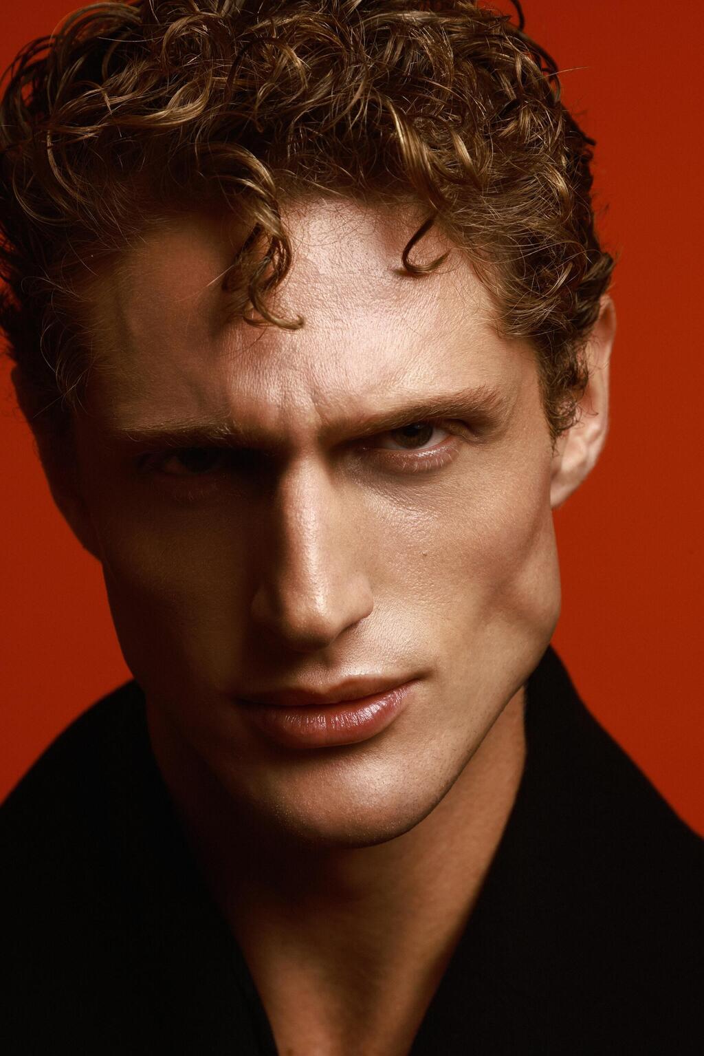 נדב אמסלם בהפקת אופנה