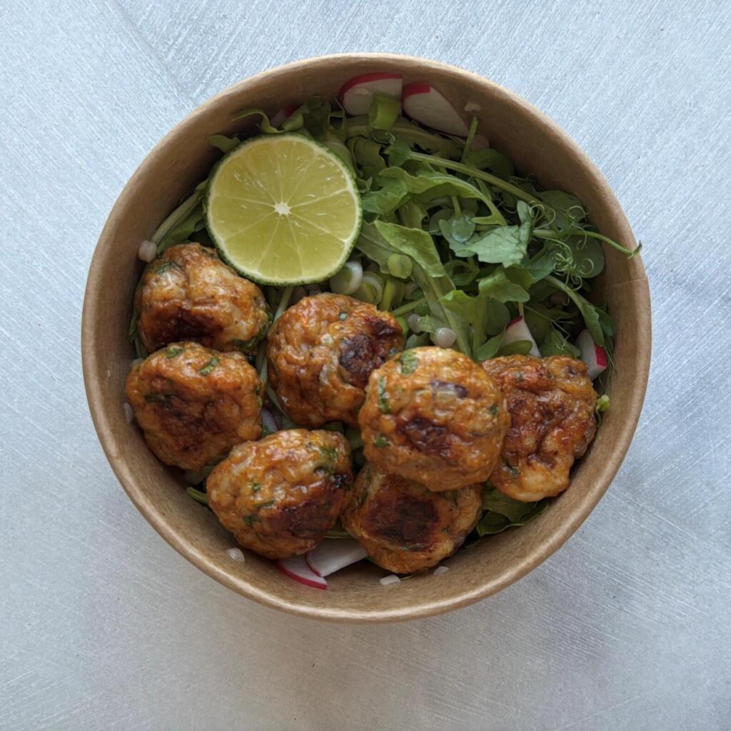 קציצות טונה אפויות (צילום: דניאל טיאנו בודין) קציצות טונה אפויות