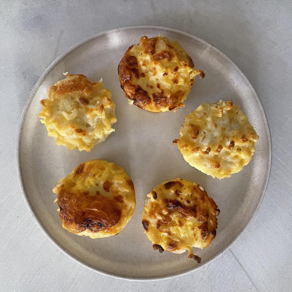מאפינס פסטה עשירים בחלבון (צילום: דניאל טיאנו בודין) מאפינס פסטה עשירים בחלבון