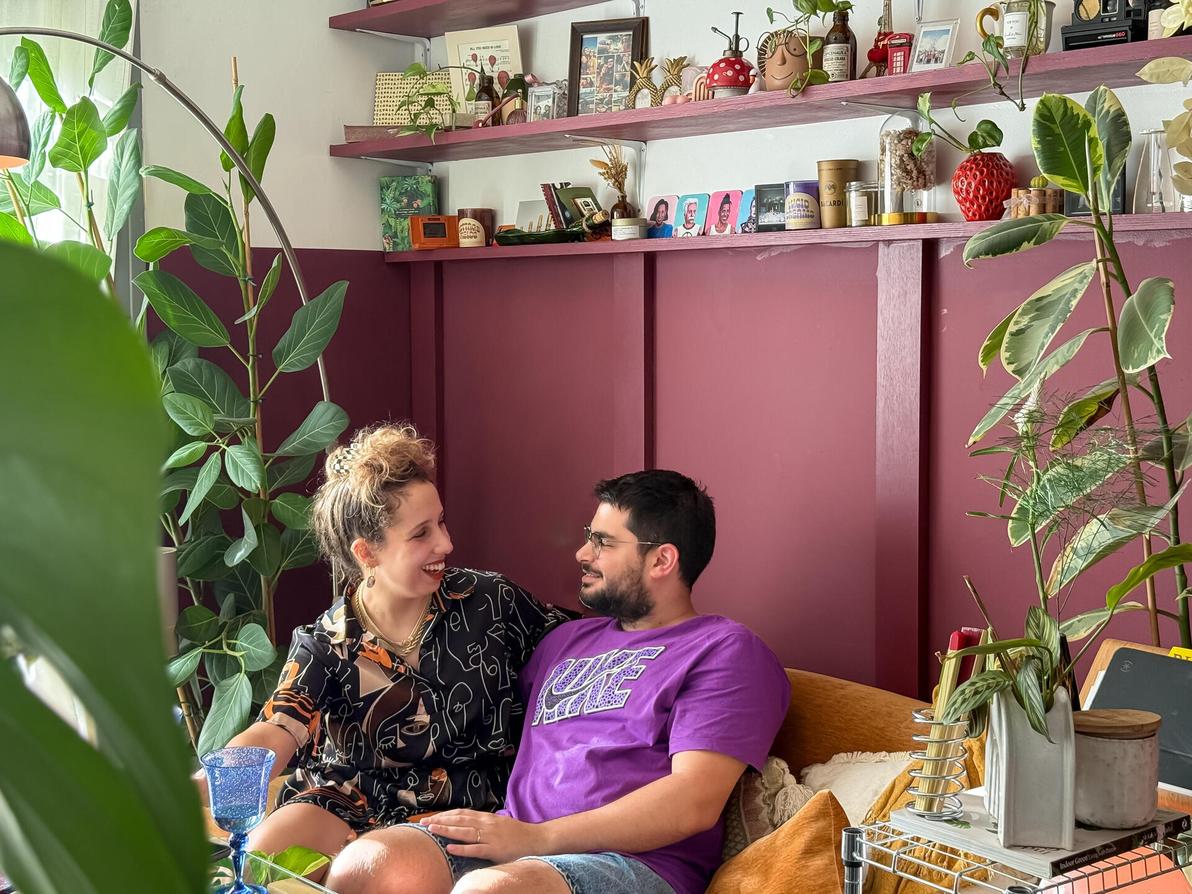 הדירה של אביב ונדב, מדור כאן גרים