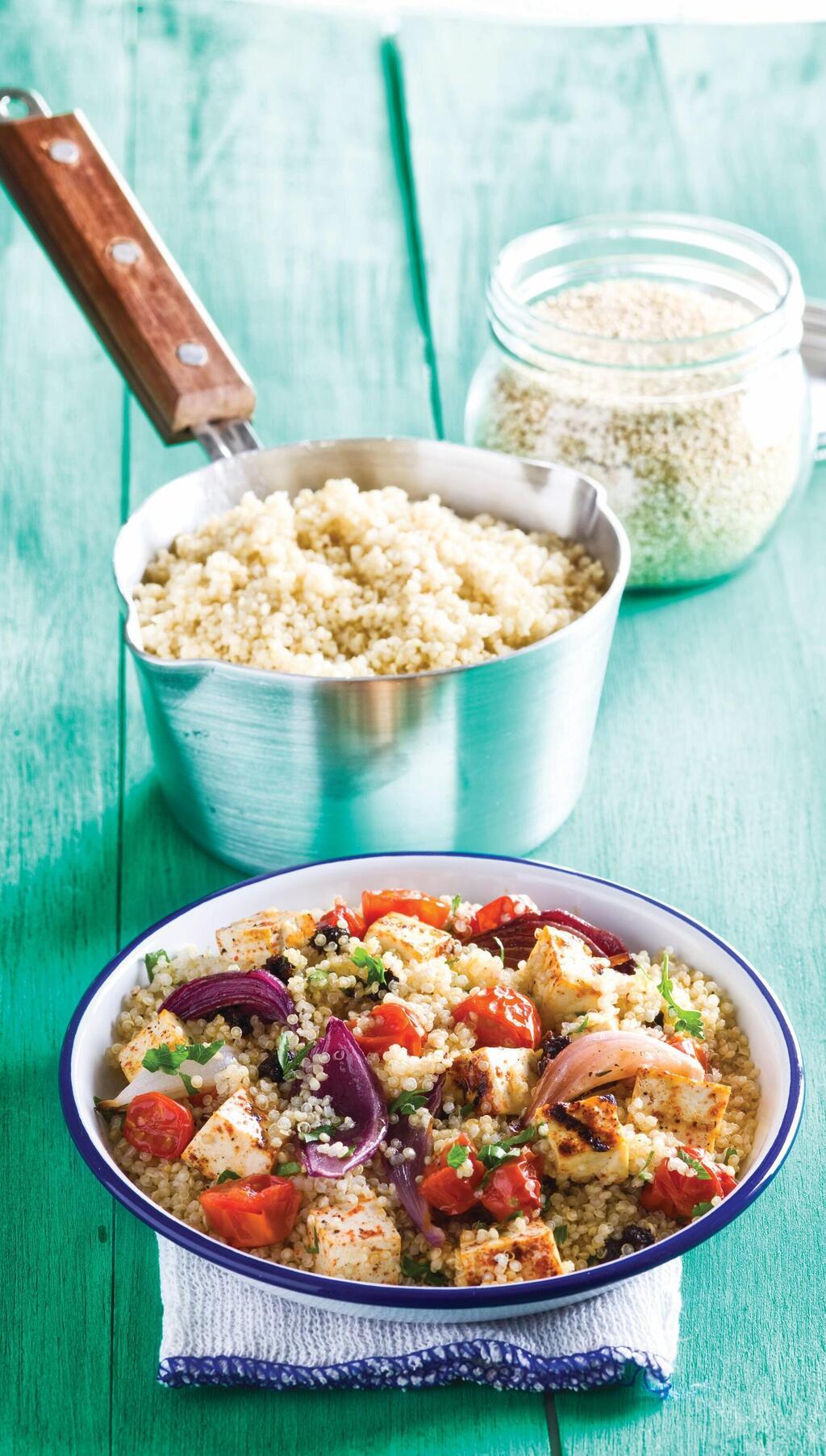 סלט קינואה, טופו וירקות (צילום: דני לרנר, סגנון: נעמה רן) סלט קינואה, טופו וירקות