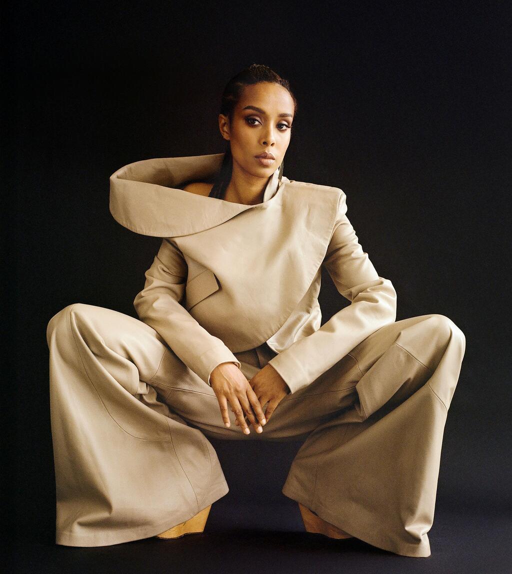 חליפה: תמר אלבז (צילום: דין אבישר) אסתר רדא