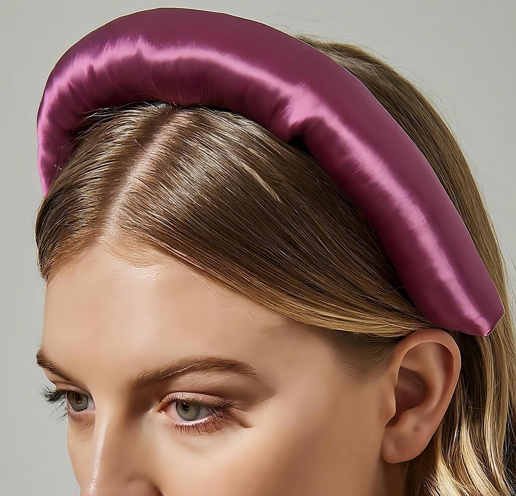 אי אפשר באמת לישון ככה. מעצב שיער ללא חום (צילום: Shutterstock/ASAP creative) מעצב שיער ללא חום