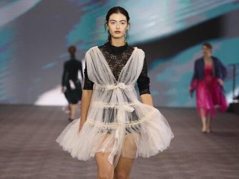 התצוגה של שחר אבנט בשבוע האופנה התצוגה של שחר אבנט בשבוע האופנה