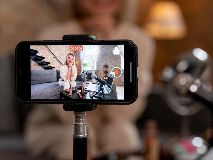 לדבר בקלות מכל מקום