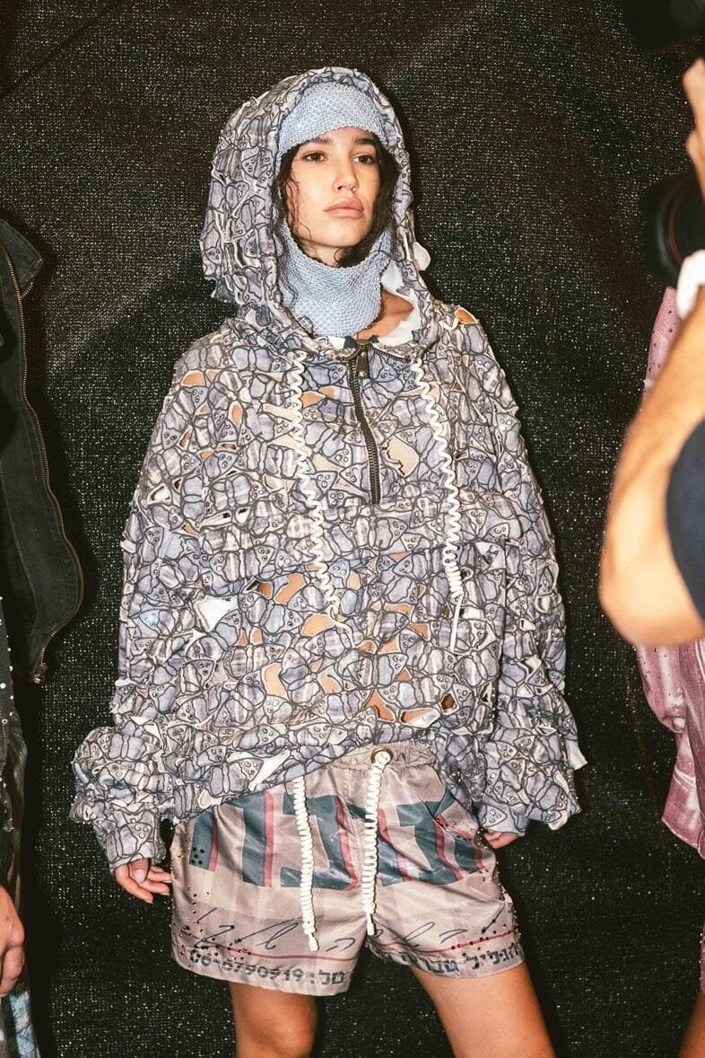 פריטים נינוחים עם סקסיות מרומזת. התצוגה של ירדן חנוכה למותג JOR-D (צילום: דניאל סיני) התצוגה של ירדן חנוכה למותג JOR-D בשבוע האופנה תל אביב, 2025