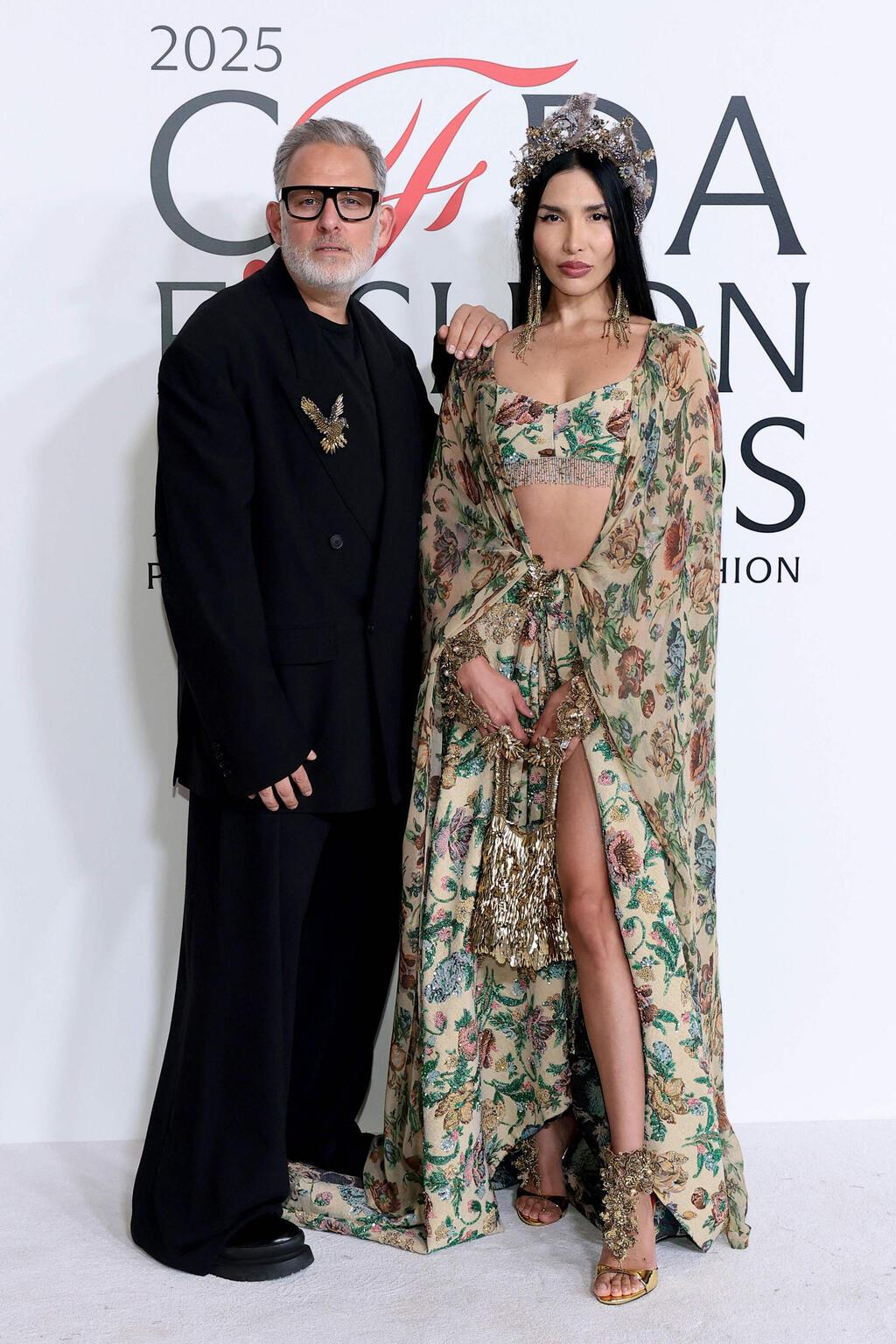 קובי הלפרין וזרינה יבה בטקס פרסי האופנה של ה-CFDA (צילום: Dimitrios Kambouris/Getty Images/AFP) קובי הלפרין וזרינה יבה בטקס פרסי האופנה של ה-CFDA ל-2025