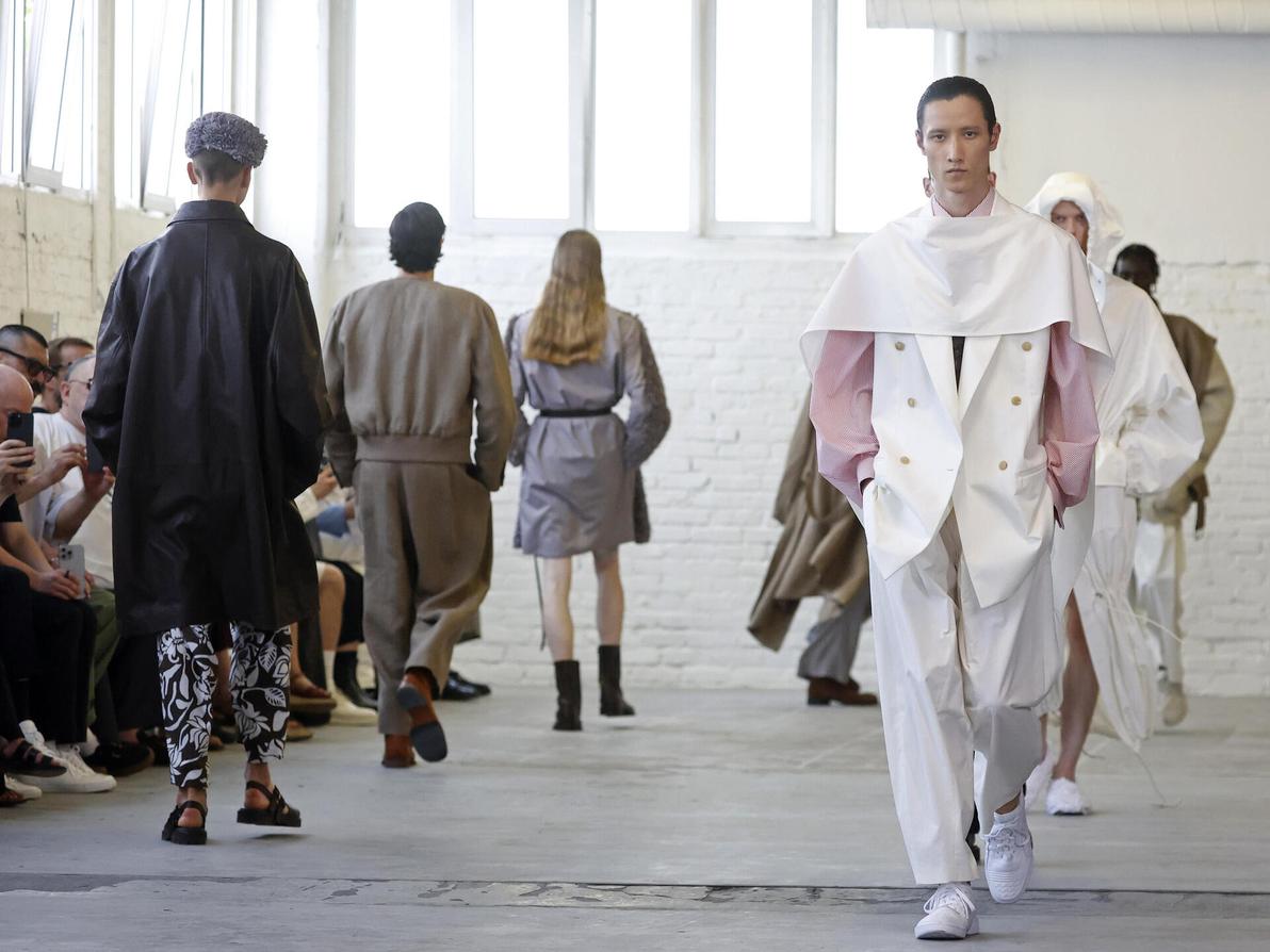 תצוגת אביב-קיץ 2026 לגברים של הד מיינר