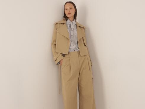 מעניקים חופש תנועה. מכנסיים של סאקס, 748 שקל