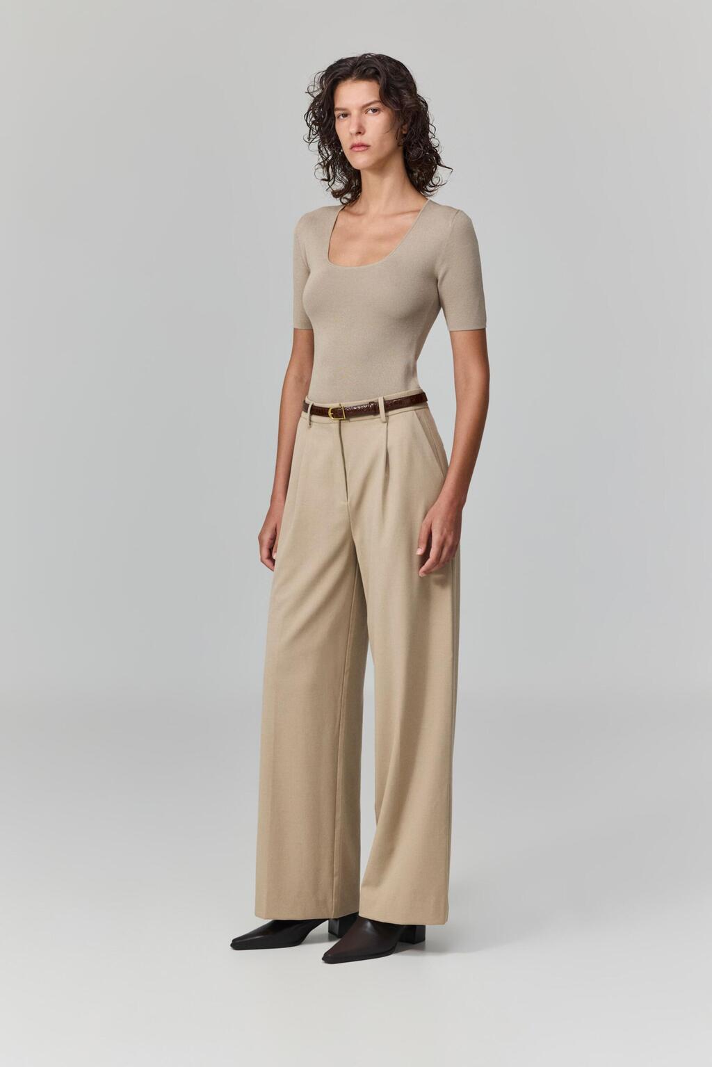 מכנסיים של OMA, סתיו-חורף 2025-26