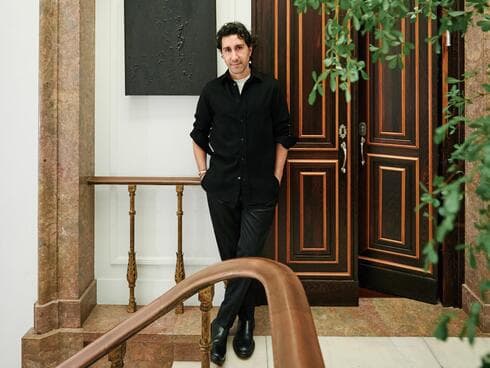 "חלק מהדברים שאנחנו עושים הם 'מחוץ לקופסה'". אלעד יפרח "חלק מהדברים שאנחנו עושים הם 'מחוץ לקופסה'". אלעד יפרח