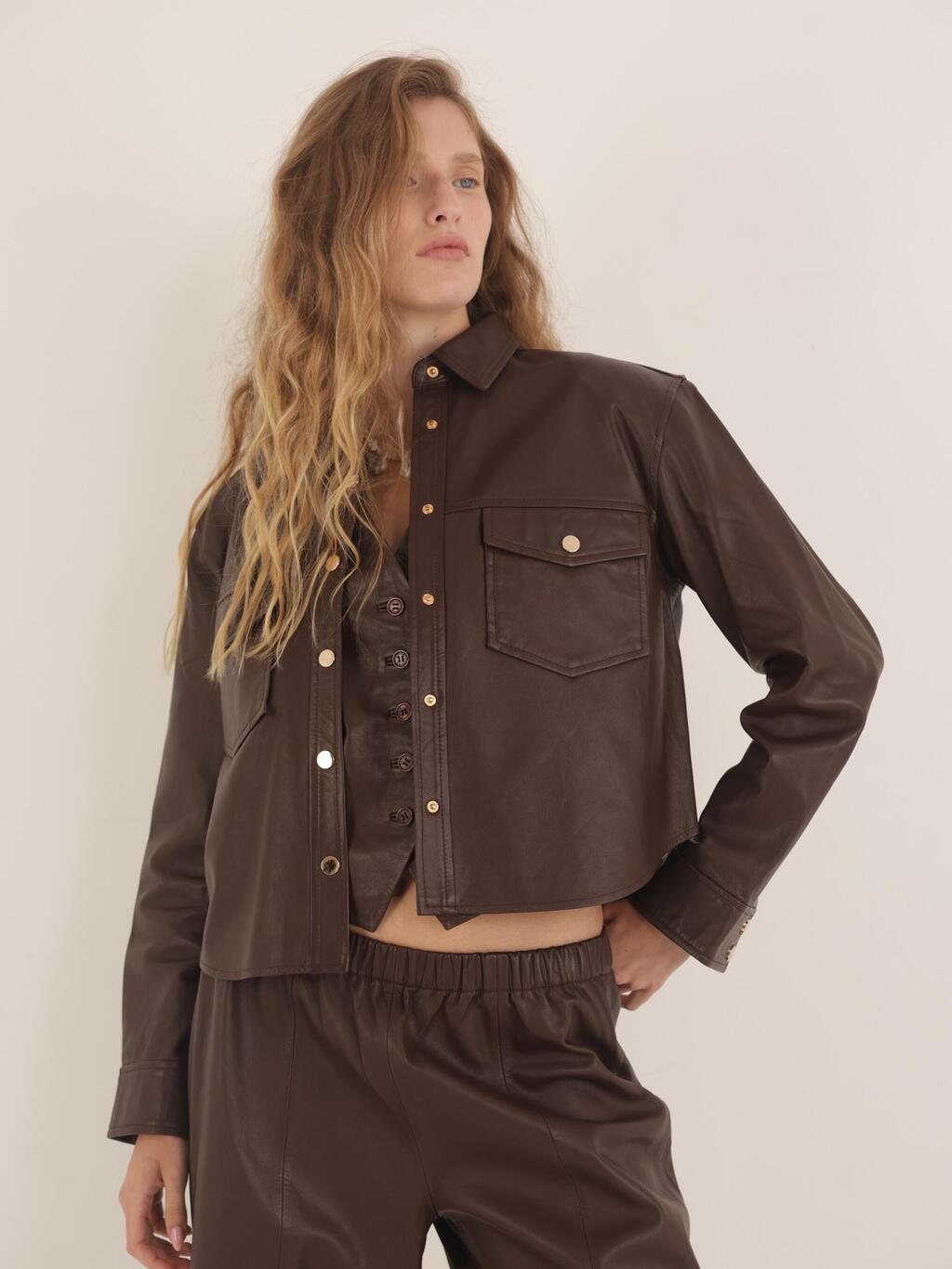 חולצת עור של סאקס, 1,280 שקל (צילום: שי יחזקאל) חולצת עור של סאקס