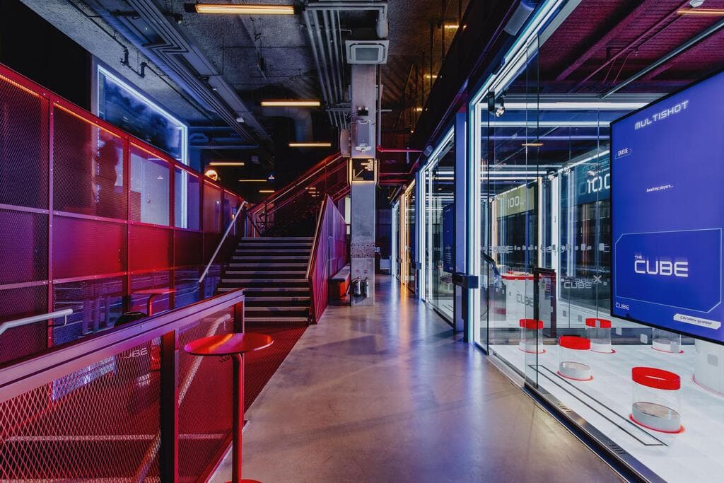 מועדון בלונדון - The Cube (צילום "curtesy of "The Cube) מועדון בלונדון The Cube, בעיצוב קרוננברג וברנוביץ