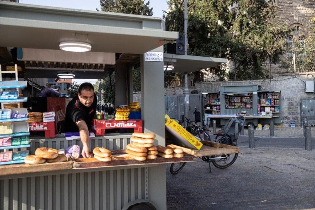 החלפת הבסטות בירושלים לדוכנים אחידים ומעוצבים