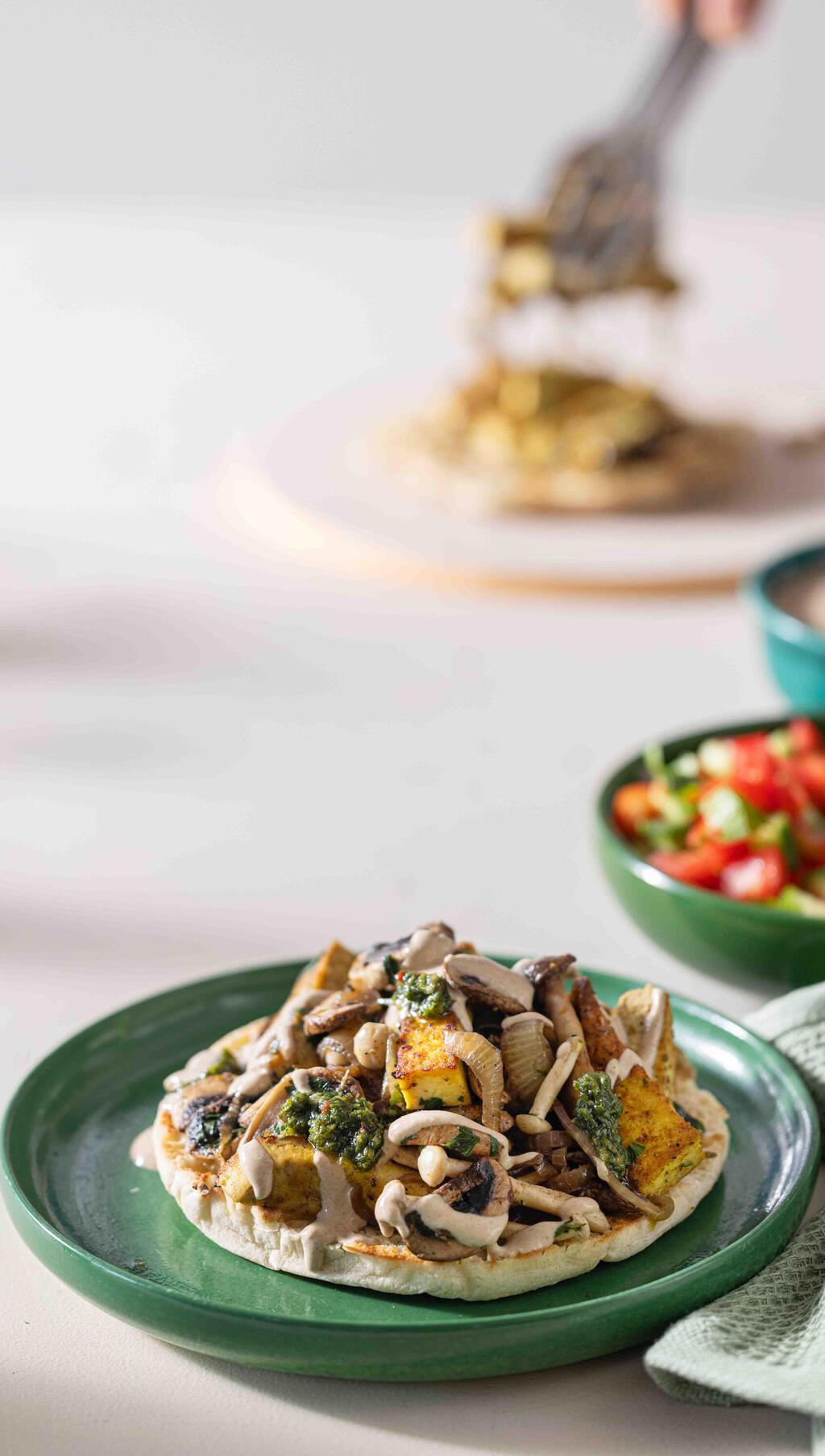 ארוחה טבעונתי: שווארמה טופו ופטריות