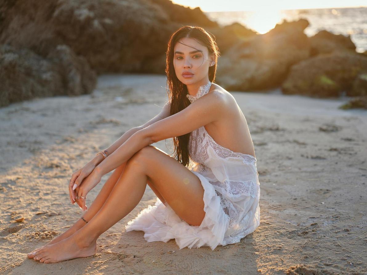 רוסלנה רודינה ( צילום: שי כהן ארבל , סגנון: ראובן כהן) רוסלנה רודינה