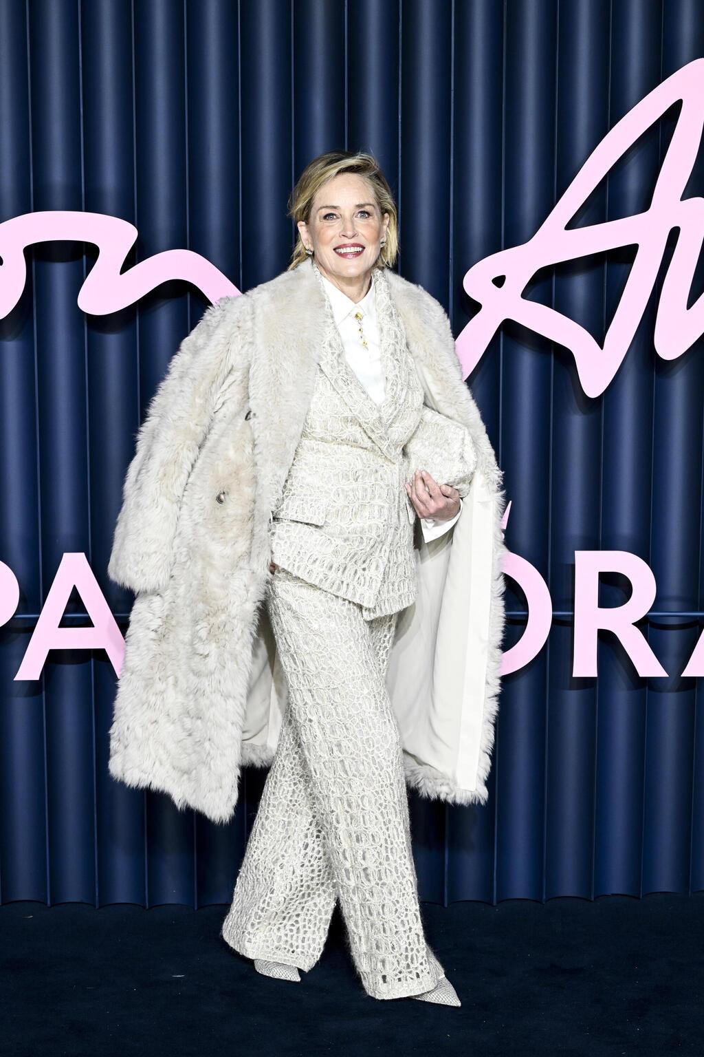 שרון סטון בטקס פרסי האופנה הבריטיים, 2025