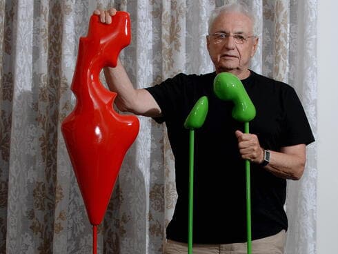 פרנק גרי במהלך ביקור בארץ