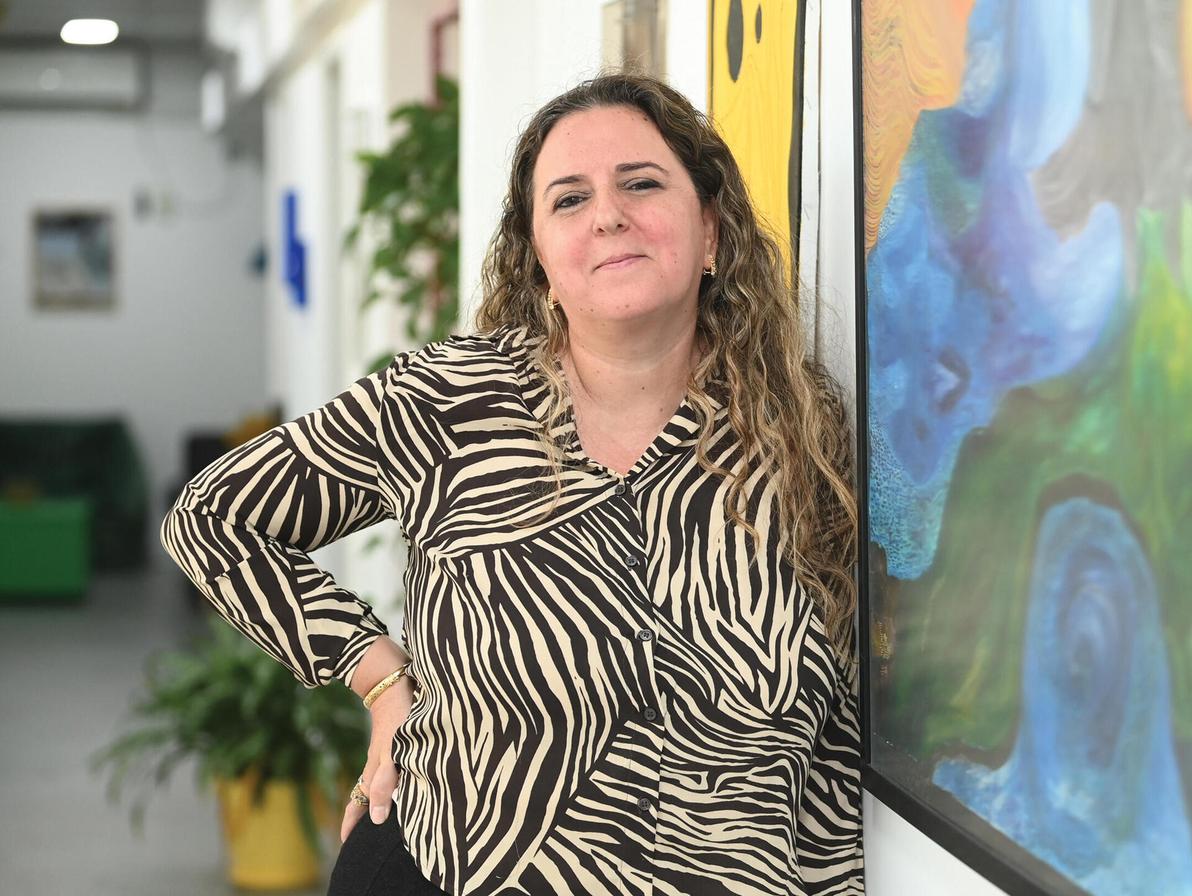 שרית לחיאני. "מעדיפה את המילה 'משוגעת' על פני 'חולת נפש'" (צילום: יאיר שגיא) שרית לחיאני