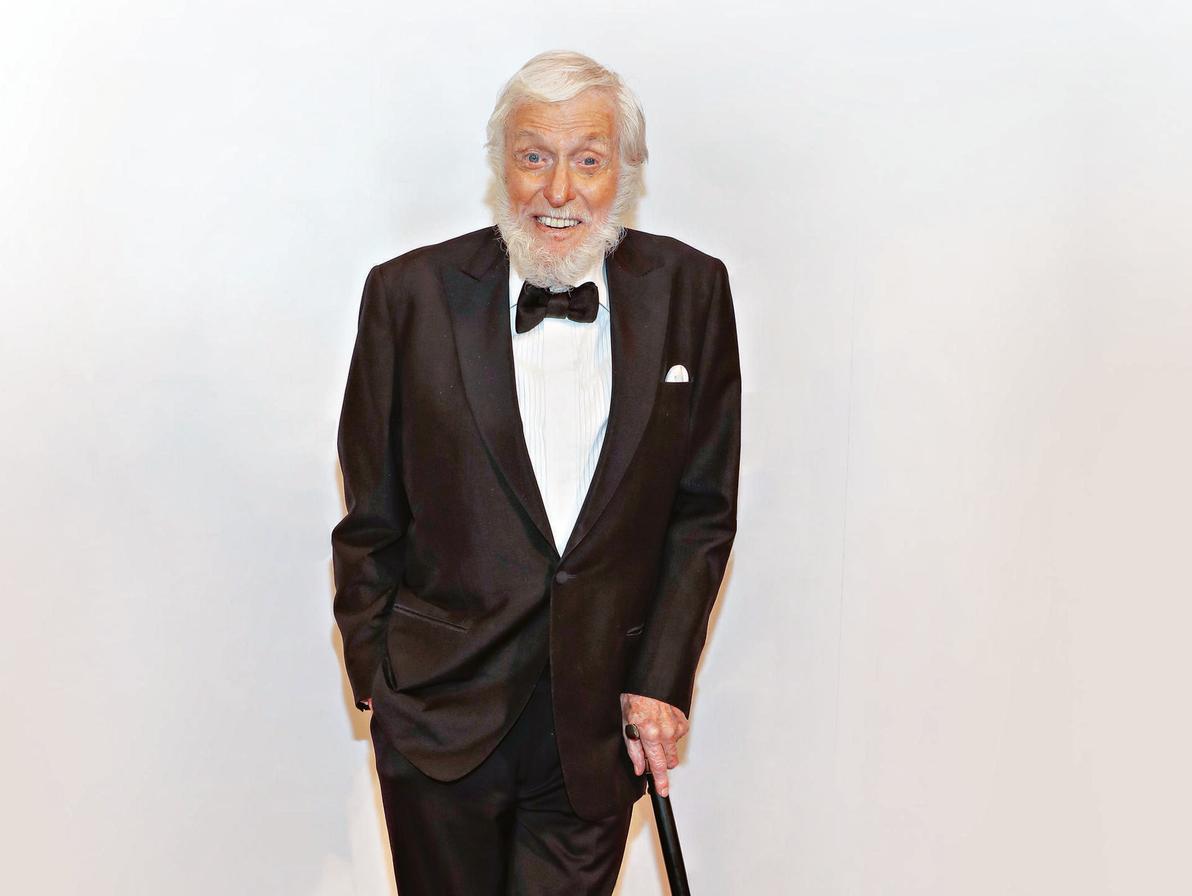 דיק ואן־דייק והסוד לאריכות ימים (צילום: Getty Images\Paul Morigi ) דיק ואן־דייק