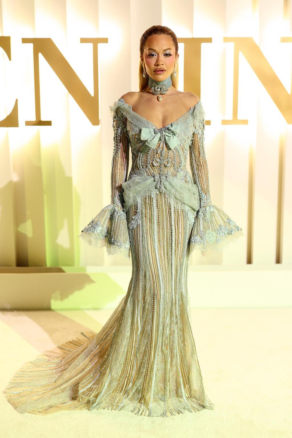 ריטה אורה לובשת שמלת הוט קוטור של אלי סאאב (צילום: Tim P. Whitby/Getty Images for The Red Sea International Film Festival) ריטה אורה בפסטיבל הקולנוע הבינלאומי בים האדום, 2025