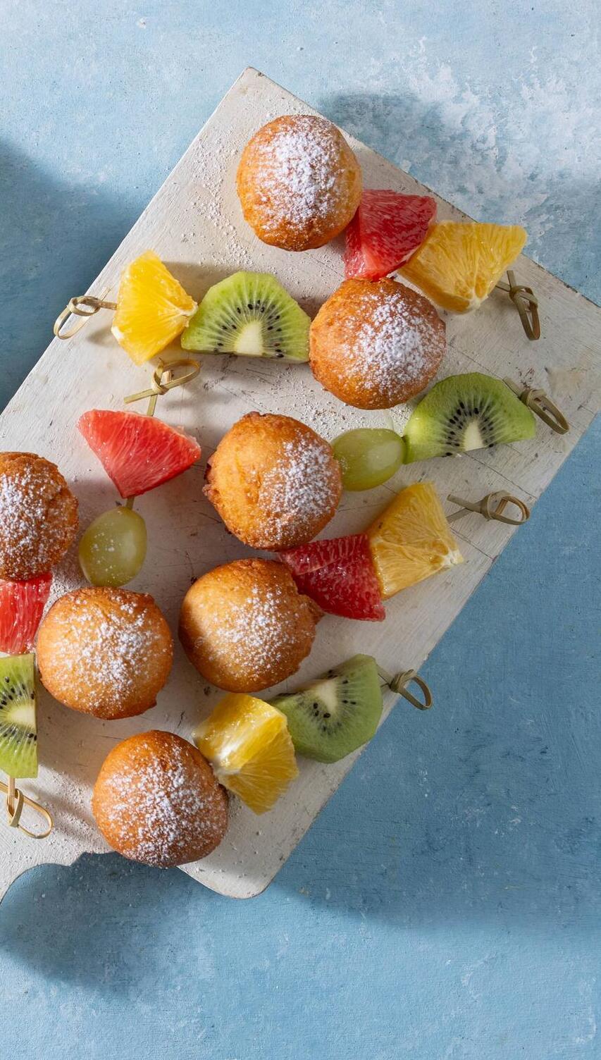 סופגניות פטנט ללא שמרים (צילום: דניאל לילה, סגנון: נעמה רן) סופגניות פטנט ללא שמרים