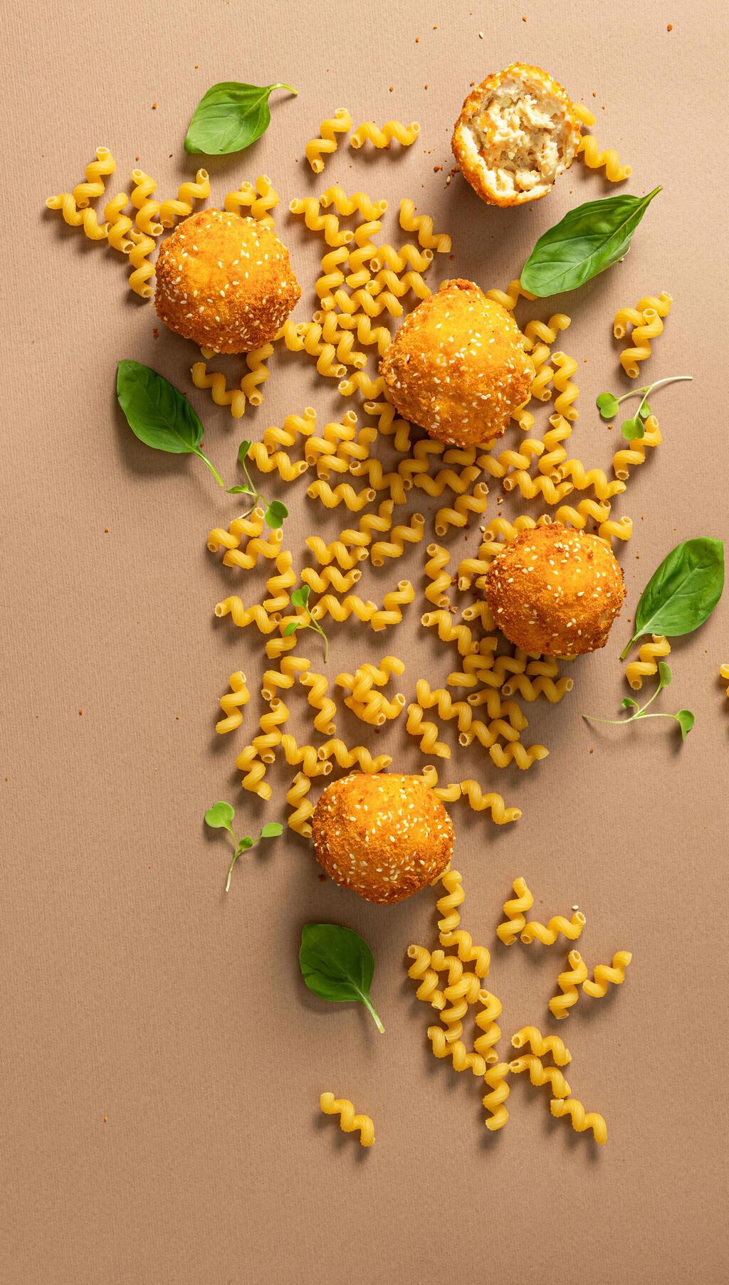 כדורי מק אנד צ'יז