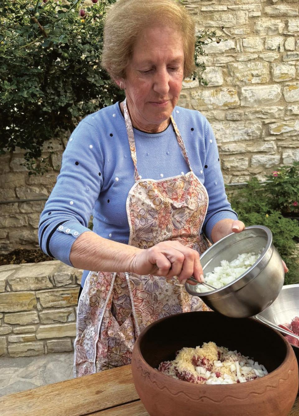 אבדוקיה סטברי מכינה Tavas בטברנה House 1923, לפקרה (צילום: אורי אוברוצקי) אבדוקיה סטברי בטברנה House 1923, לפקרה