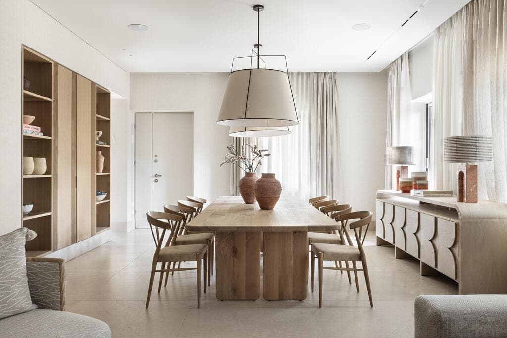 פינת האוכל (צילום: איתי בנית) בית בירושלים בעיצוב שרון טורין